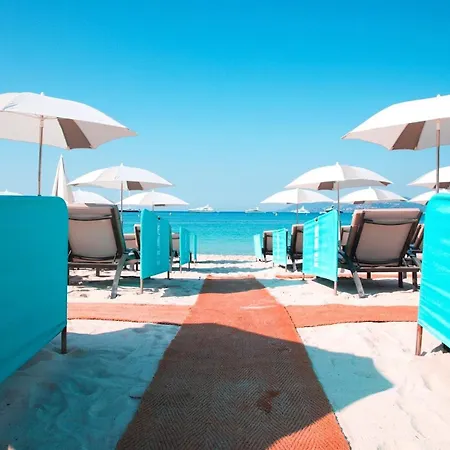 Апартаменты Carre D'or *